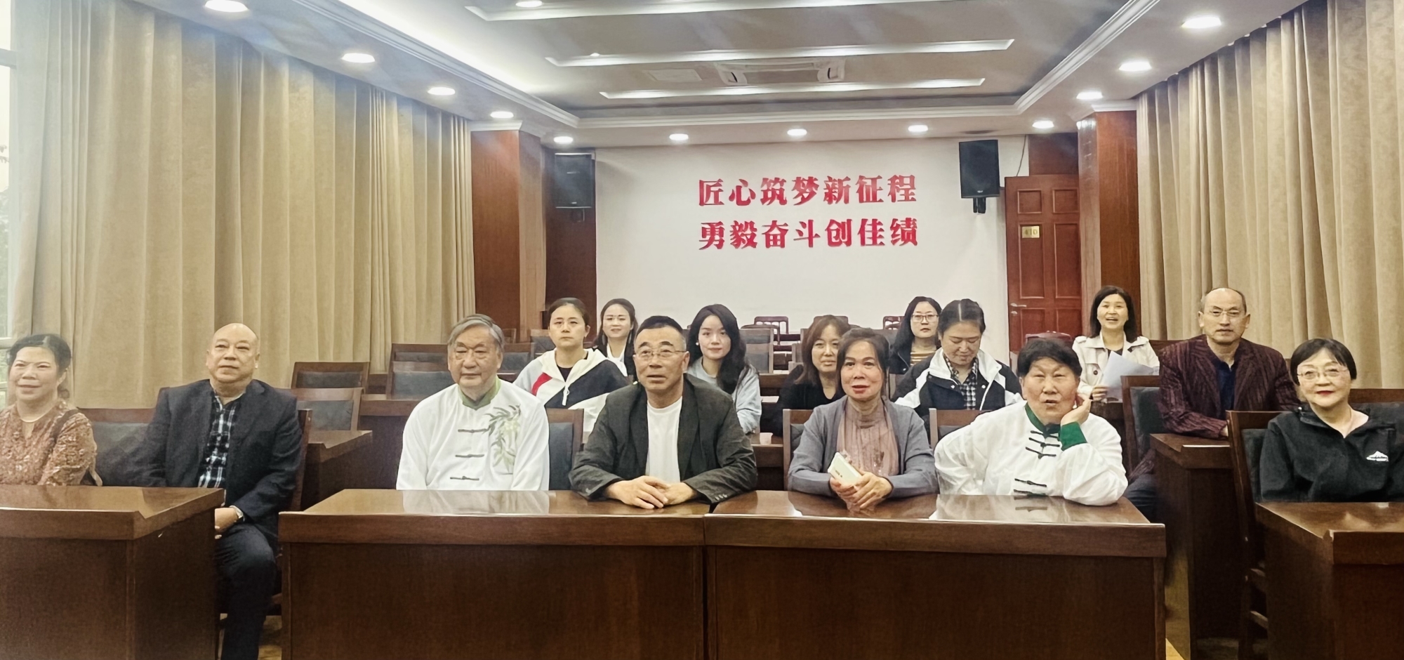 图片1_副本.jpg